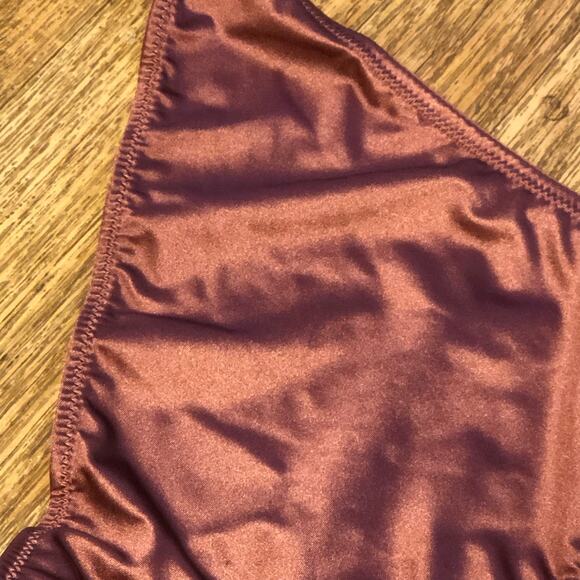 Skims Red Pink Berry T-String Thong Panties Size 4X - Picture 5 of 10